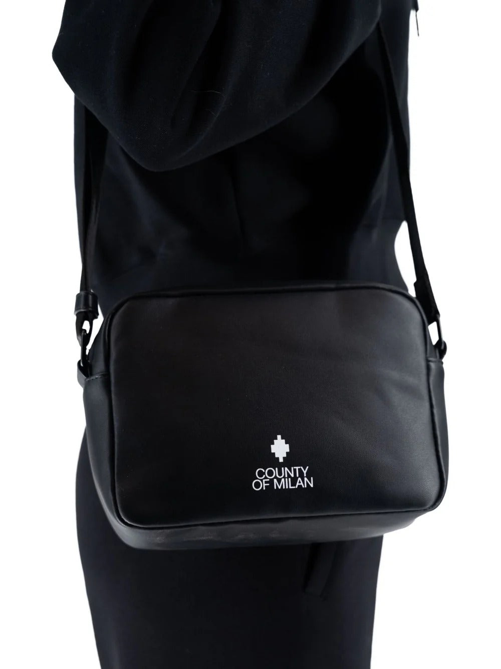BORSA county of milan (marcelo burlon)